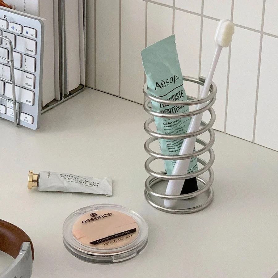 الفولاذ المقاوم للصدأ فرشاة ال - مراجعة Tiny Home Bathroom Kit وسعره